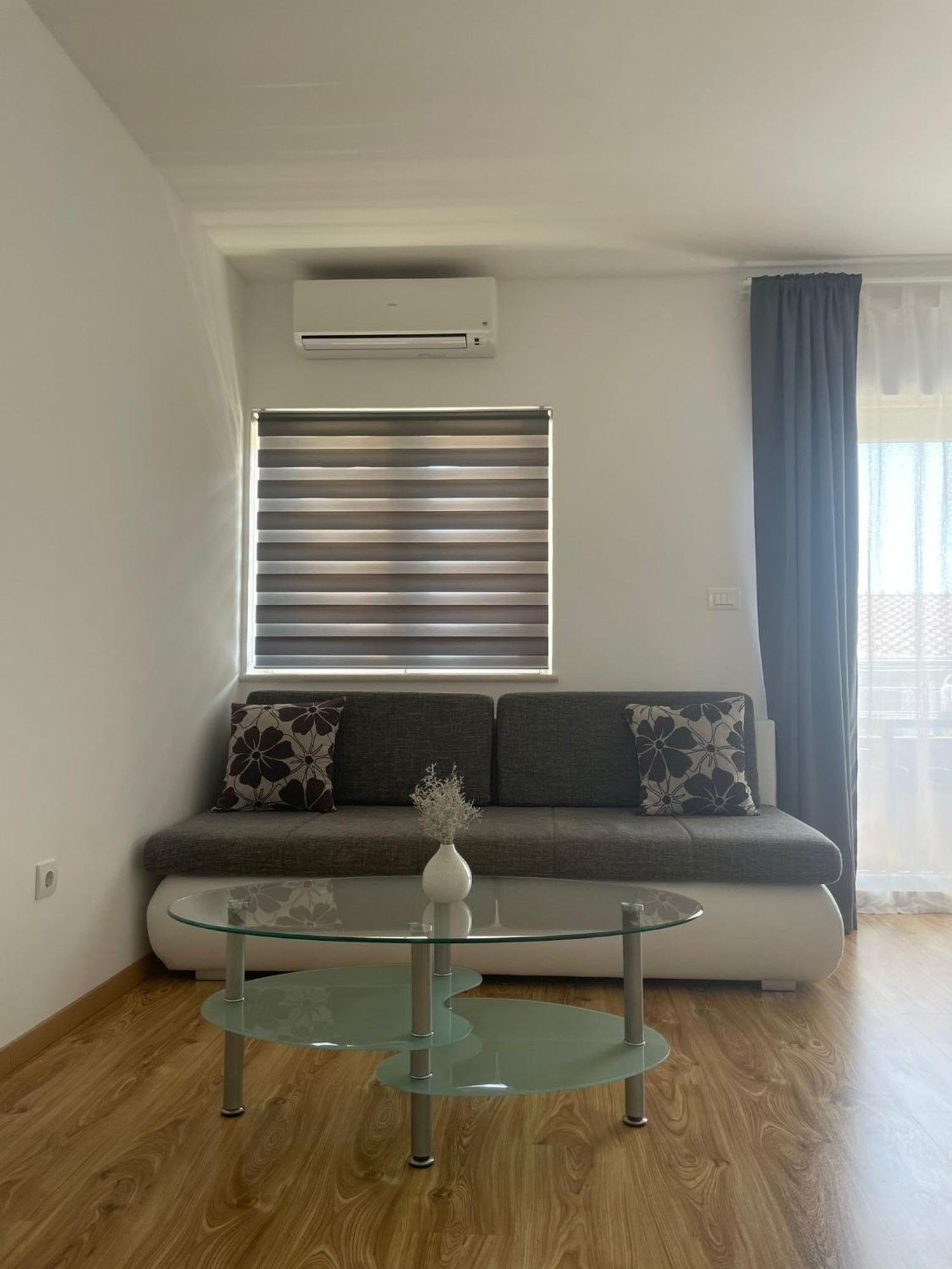 Apartments Kristina 赫瓦尔 外观 照片