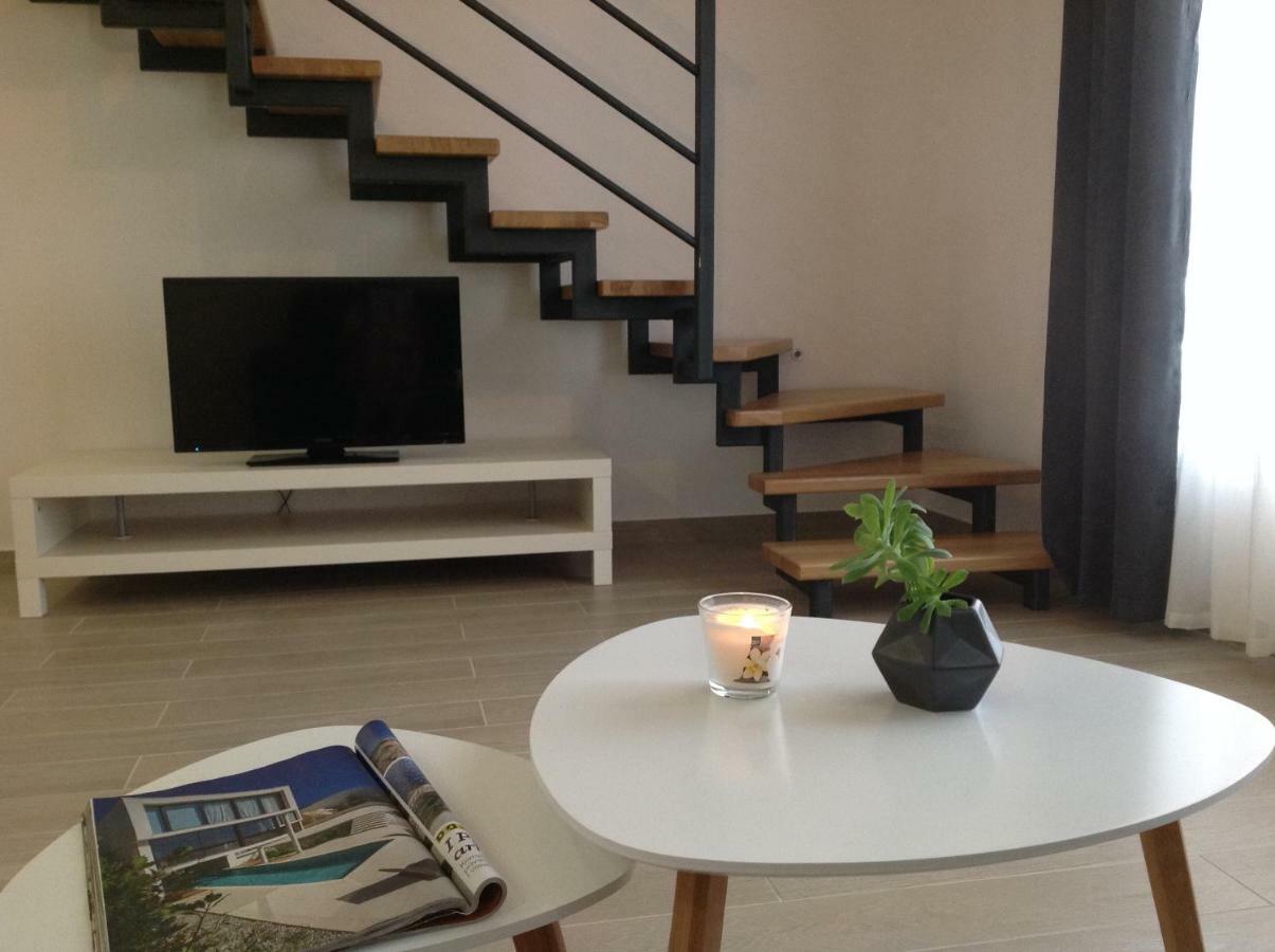 Apartments Kristina 赫瓦尔 外观 照片